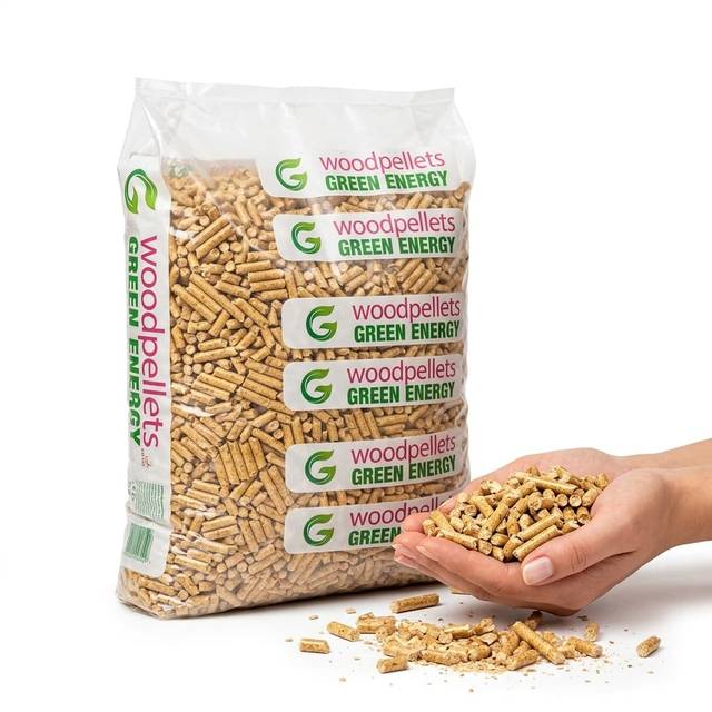 BoisExpress — Pellets Green Energy DINplus 65 Sække á 17 kg Trætradition 1