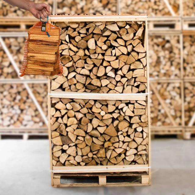 Palette de bois de chauffage en frêne 25cm 1