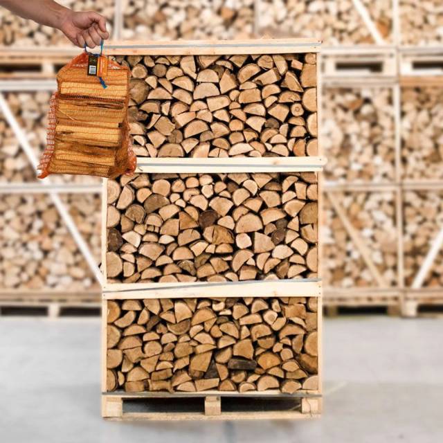 Palette de bois de chauffage Chêne 25cm + 5 sacs d'allume-feu gratuits 1